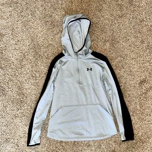 Brand new shape. Under Armour 1/4 zip